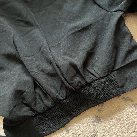 Cropped black Abercrombie shirt NWT small - Picture 5 of 5